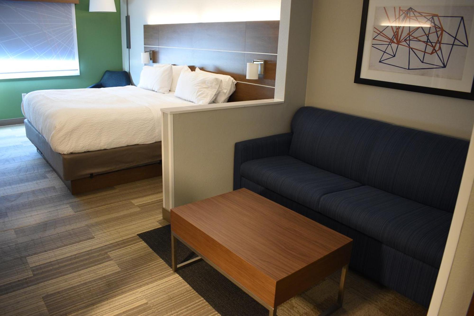 Holiday Inn Express Hotel & Suites Lincoln South By Ihg Exterior photo